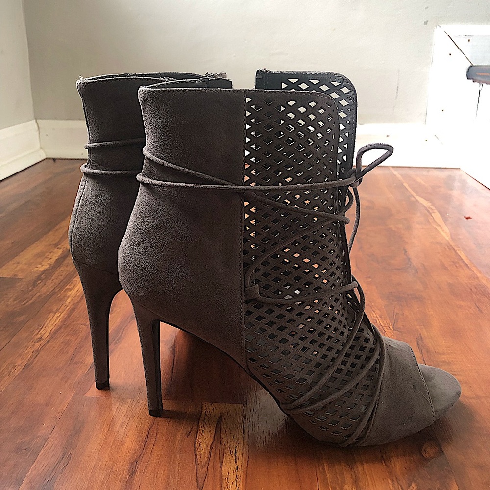 Laser cutout heeled peep toe booties